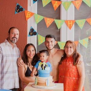 Meet your Posher, Joel